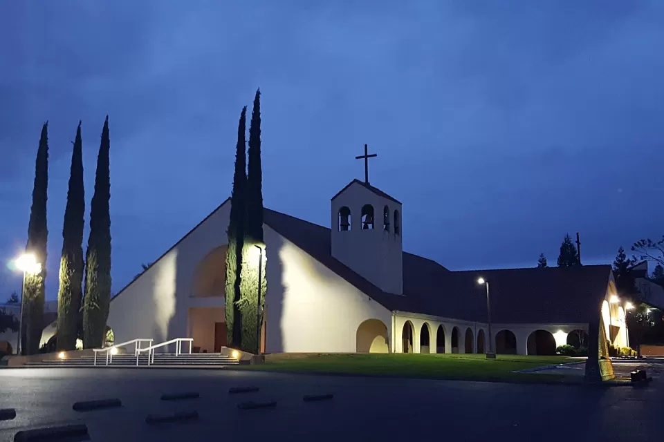 Our Lady of Mercy Catholic Church in Redding, California at night